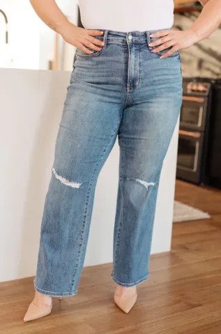 Dakota Knee Destroy Straight Judy Blue Jeans